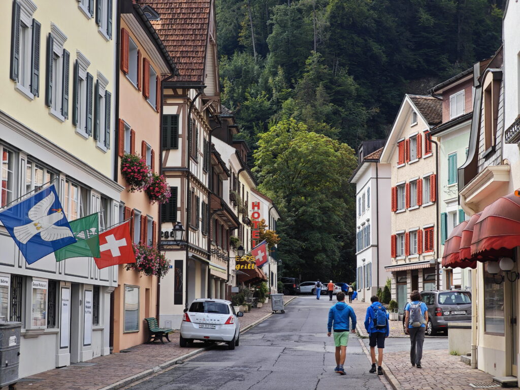 Unsere Taminaschlucht Wanderung von Bad Ragaz in die Schlucht hinein