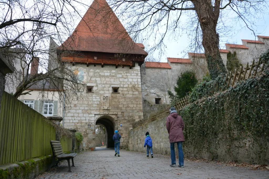 Burg mit Kindern erkunden - Burghausen hast die längste Burganlage der Welt