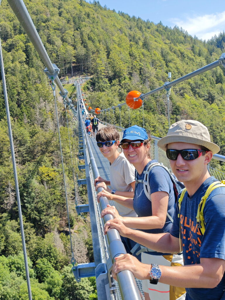 Blackforestline Hängebrücke