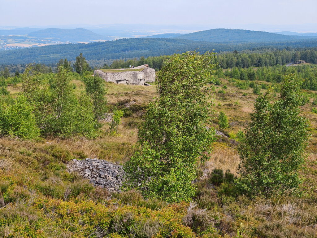 Naturpark Brdy Mittelböhmen - mit dem lohnenden Aussichtspunkt auf dem Houpák