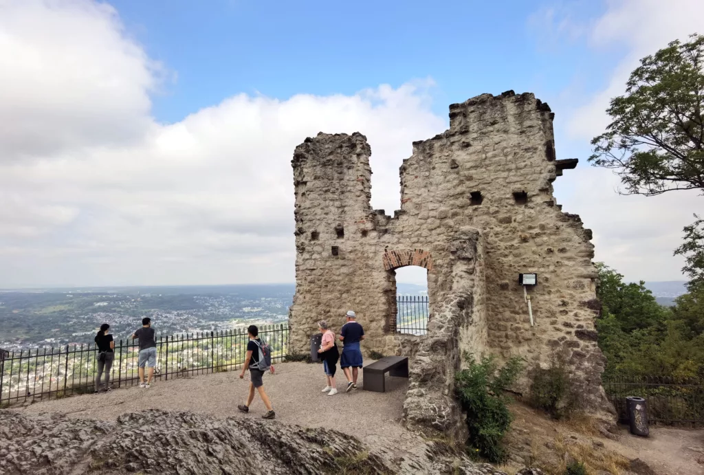 Erlebnis Burg mit Kindern - Burg Drachenfels am Rhein