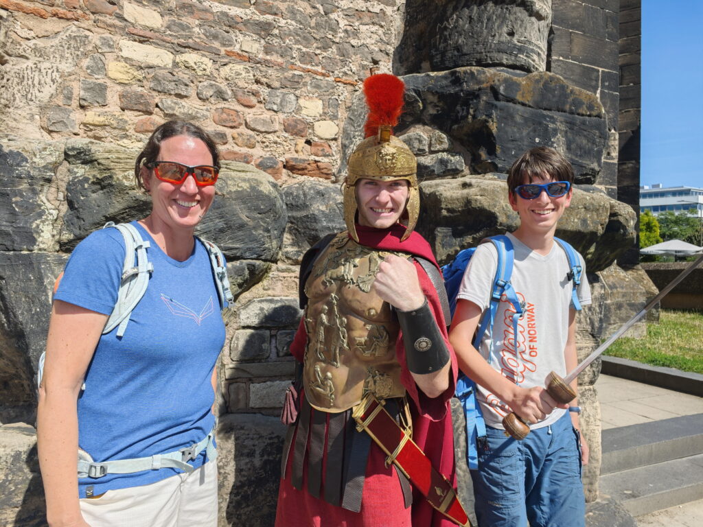 Porta Nigra Trier mit Kindern