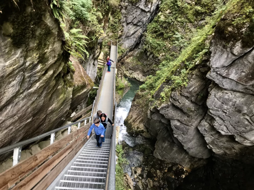 Die Gilfenklamm ist eine der Südtirol Sehenswürdigkeiten, die du unbedingt sehen solltest!