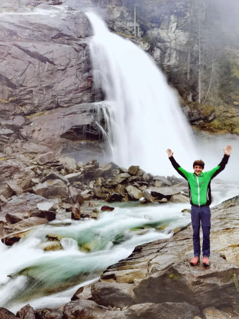 Eindrucksvoll in Salzburg wandern mit Kindern - die Krimmler Wasserfälle sind ein Top-Wanderziel