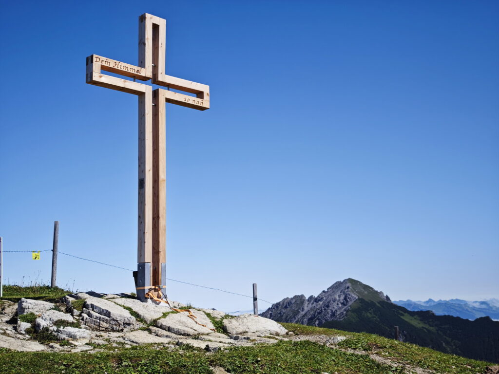 Liechtenstein Wanderung mit Gipfelsieg: Der Schönberg