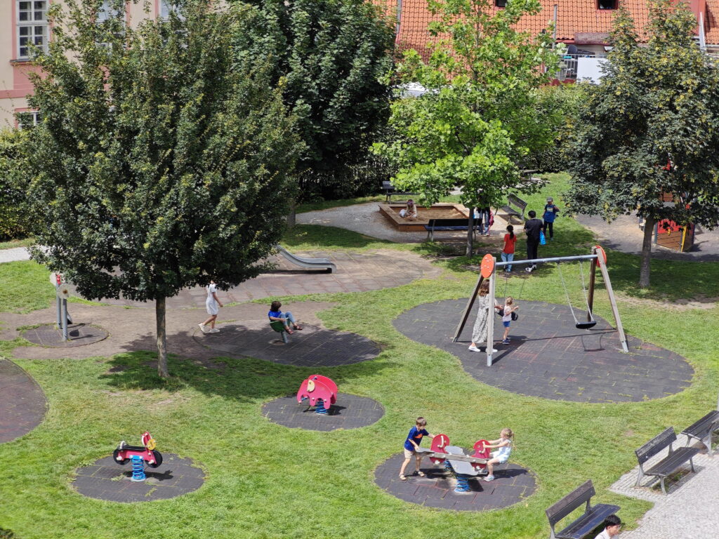 Spielplatz Prag mit Kindern - direkt an der Karlsbrücke in der Innenstadt