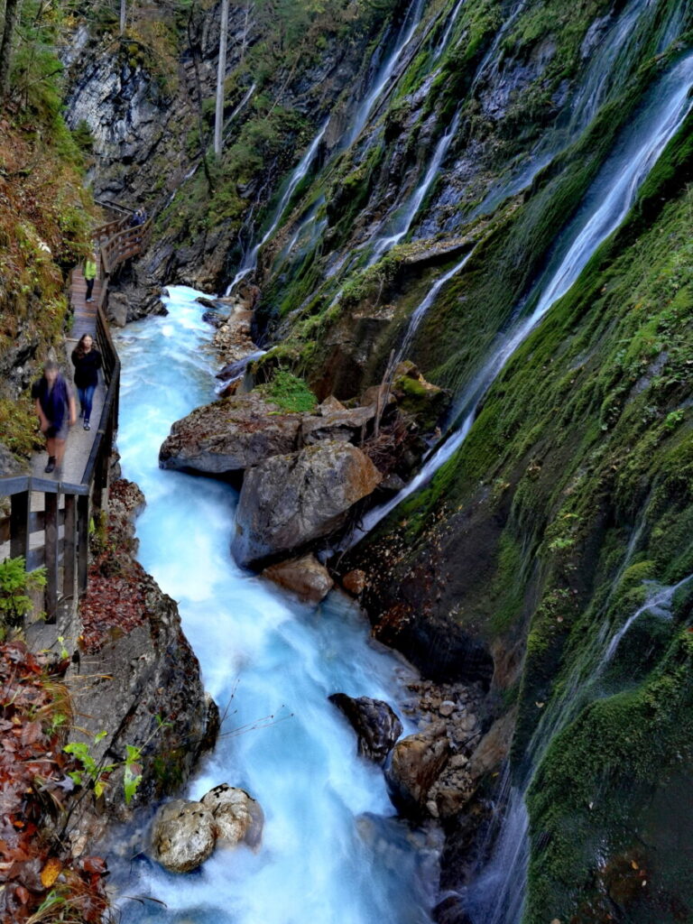 Leicht erreichbare Wasserfälle Deutschland mit Wandersteig: Wimbachklamm